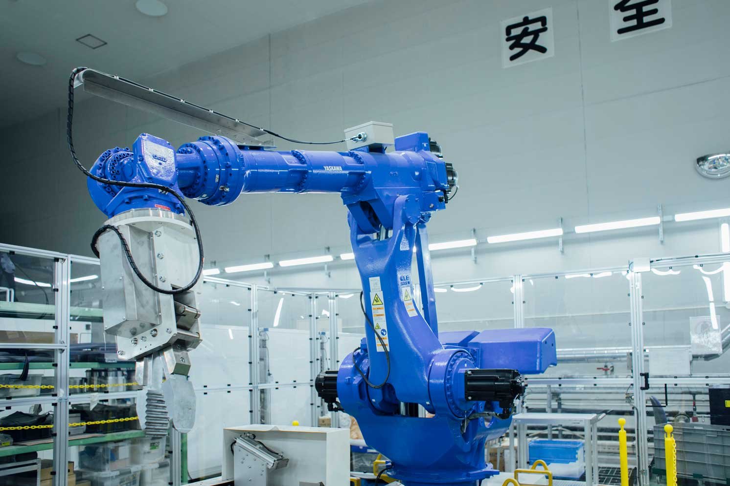 「廃家電自動解体システム」開発機  | Make New Magazine「未来の定番」をつくるために、パナソニックのリアルな姿を伝えるメディア